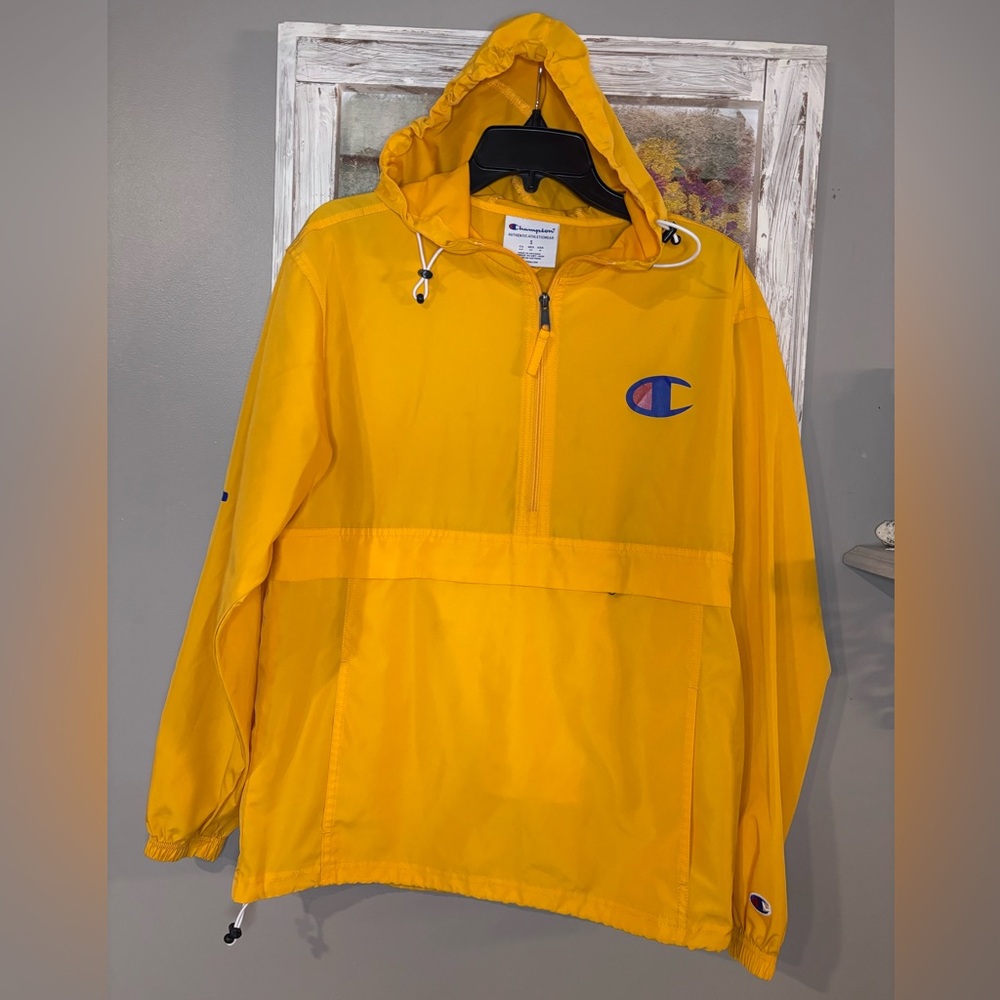 Champion Men's Packable Logo Jacket/Windbreaker Size S Men’s Perfect